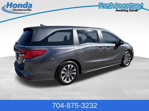 Used 2024 Honda Odyssey EX-L image 8