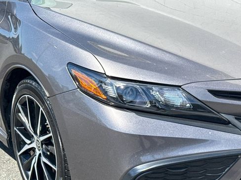 Used 2024 Toyota Camry SE w/ Audio Upgrade Package FWD image 11