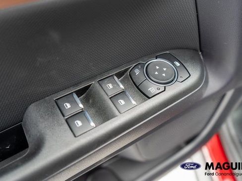 New 2025 Ford Bronco Sport Outer Banks w/ Outer Banks Tech Package+ AWD/4WD image 17