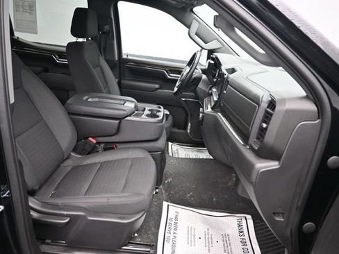 Used 2023 Chevrolet Silverado 1500 LT AWD/4WD image 7