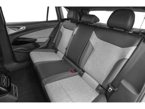 Used 2023 Volkswagen ID.4 2WD image 13