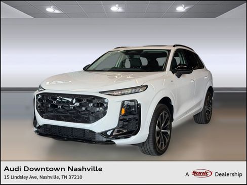 New 2026 Audi Q3 quattro 2.0T AWD/4WD image 1