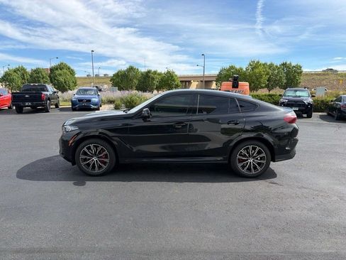 Used 2025 BMW X6 xDrive40i w/ Climate Comfort Package AWD/4WD image 2