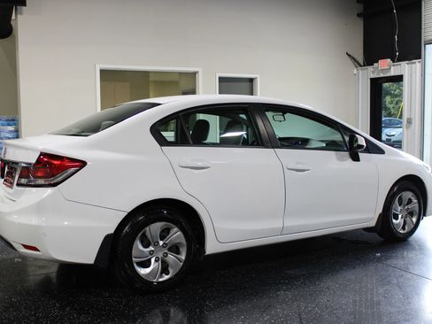 Used 2013 Honda Civic LX image 3