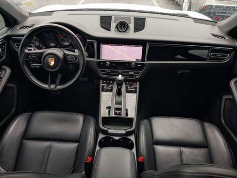 Used 2023 Porsche Macan Turbo AWD/4WD image 15