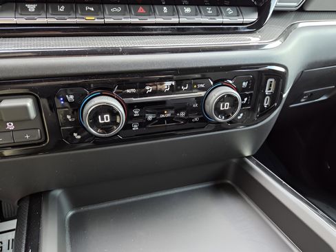 New 2026 Chevrolet Silverado 2500 ZR2 w/ LPO, Dark Essentials Package image 20