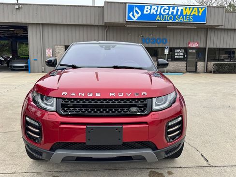 Used 2018 Land Rover Range Rover Evoque SE image 4