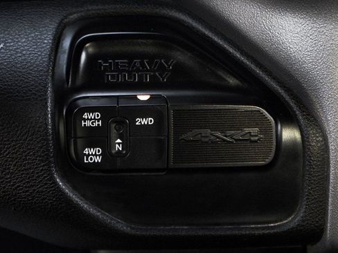 Used 2021 RAM 3500 Big Horn image 30