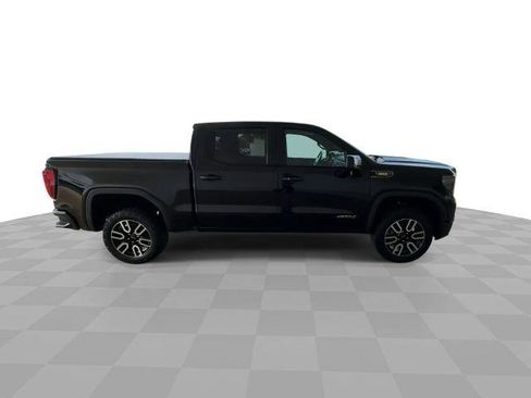 Used 2024 GMC Sierra 1500 AT4 w/ Technology Package AWD/4WD image 9