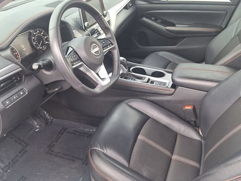 Used 2024 Nissan Altima 2.5 SR AWD/4WD image 10