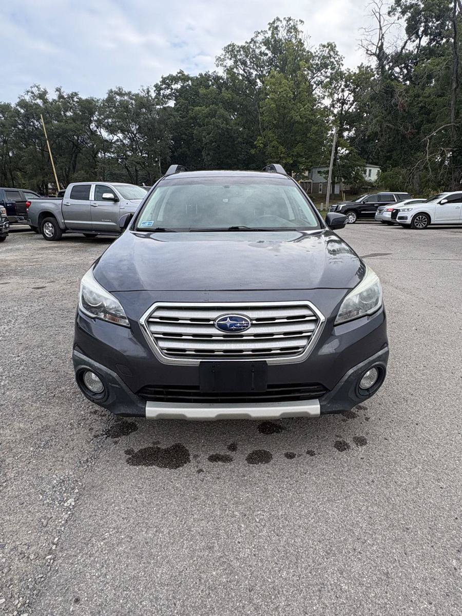 Used 2015 Subaru Outback 2.5i Limited AWD/4WD image 2