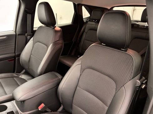 New 2026 Ford Escape SE image 19