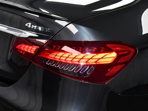 Used 2023 Mercedes-Benz E 350 4MATIC Sedan image 84