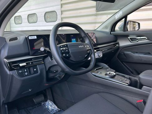 New 2026 Kia Sportage S image 10