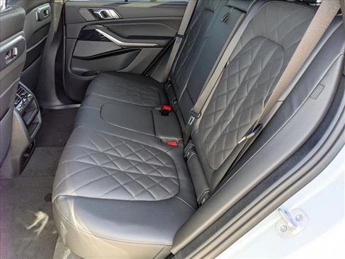 Used 2026 BMW X5 sDrive40i w/ M Sport Package image 16