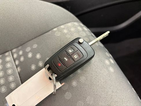 Used 2017 Chevrolet Sonic LS image 38