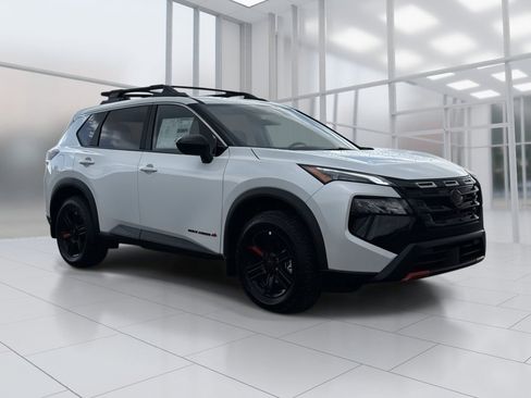 New 2026 Nissan Rogue SV AWD/4WD image 4