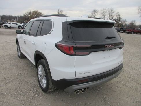 New 2026 GMC Acadia Elevation w/ Elevation Premium Package FWD image 8
