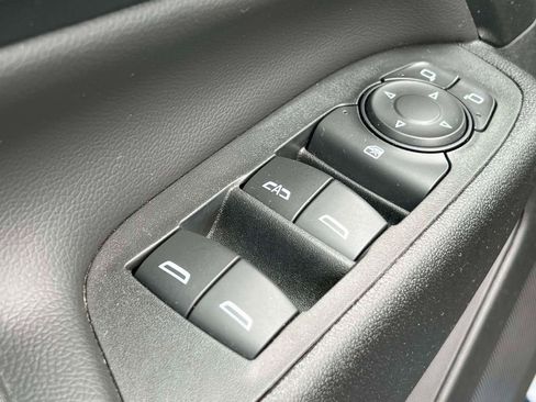 Used 2022 Chevrolet Equinox LT AWD/4WD image 17
