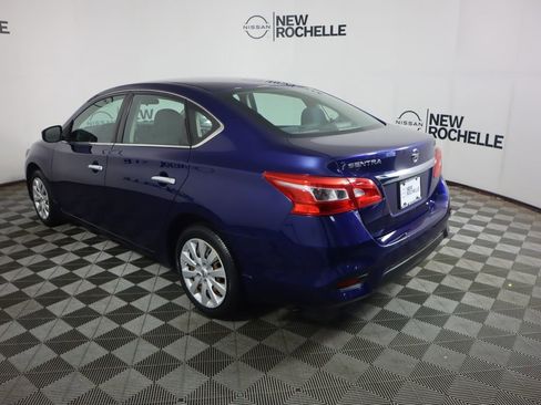 Used 2019 Nissan Sentra S image 7