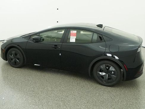 New 2026 Toyota Prius Plug-In Hybrid FWD image 61