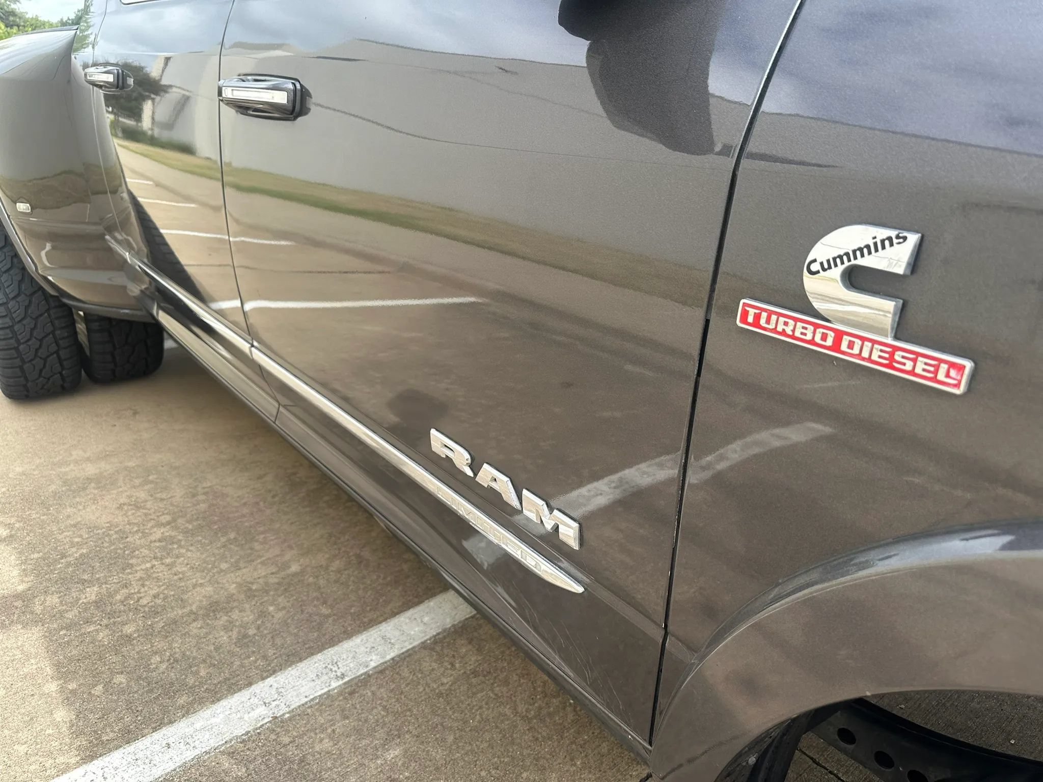 Used 2019 RAM 3500 Limited AWD/4WD image 7