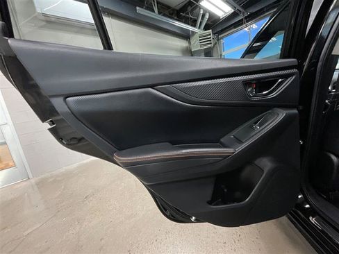 Used 2018 Subaru Crosstrek 2.0i Limited image 18