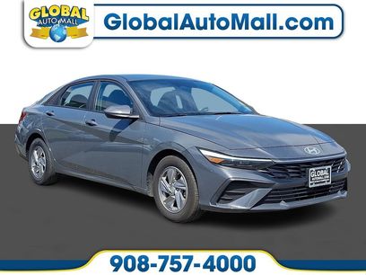 Used 2024 Hyundai Elantra SE