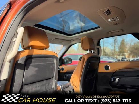 Used 2017 Land Rover Discovery HSE Luxury image 18