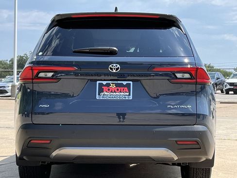Used 2026 Toyota Grand Highlander AWD image 5