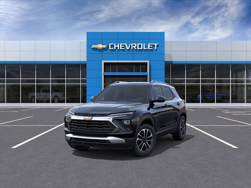 New 2026 Chevrolet TrailBlazer LT w/ LT Cold Weather Package FWD image 8