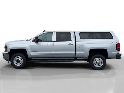 Used 2016 Chevrolet Silverado 2500 LT w/ LT Convenience Package image 2