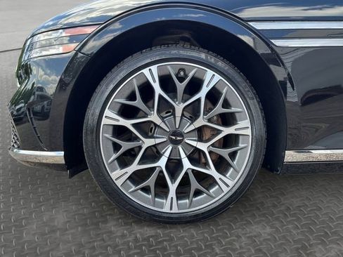 Used 2023 Genesis G90 3.5T AWD/4WD image 16