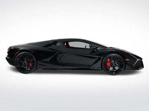 Used 2024 Lamborghini Revuelto image 6