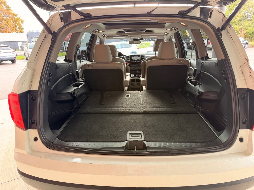 Used 2016 Honda Pilot Elite image 15