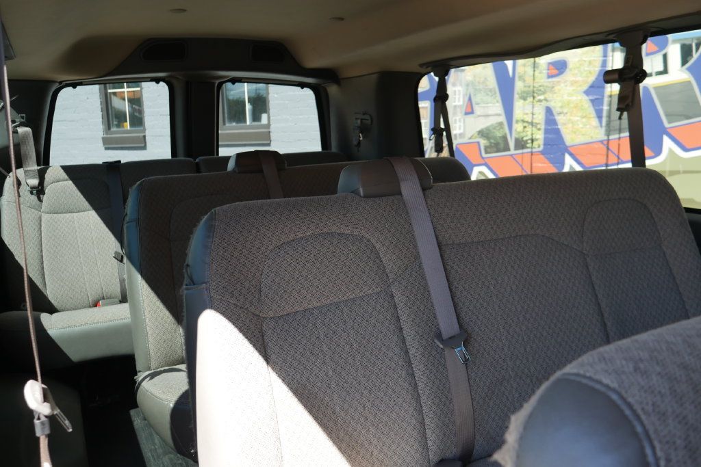 Used 2023 Chevrolet Express 3500 LS RWD image 7