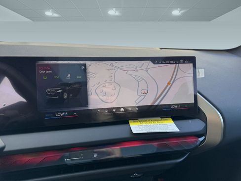 Used 2025 BMW X3 xDrive30i w/ Convenience Package image 31