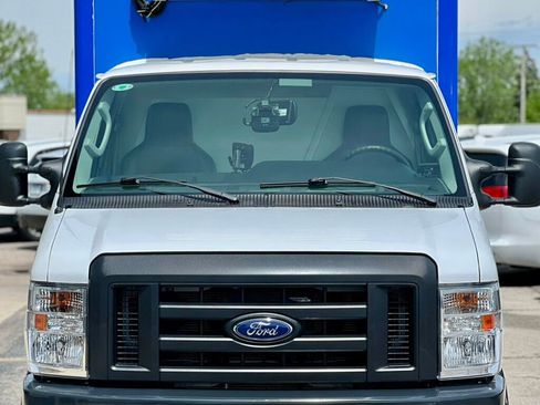 Used 2023 Ford E-350 and Econoline 350 Super Duty w/ Power Windows & Locks Group RWD image 6