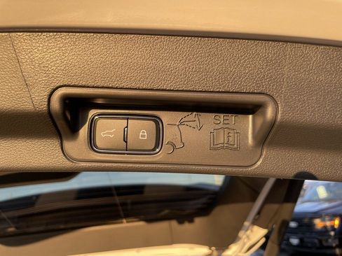 New 2026 Ford Explorer Tremor w/ Tremor Convenience Package image 39