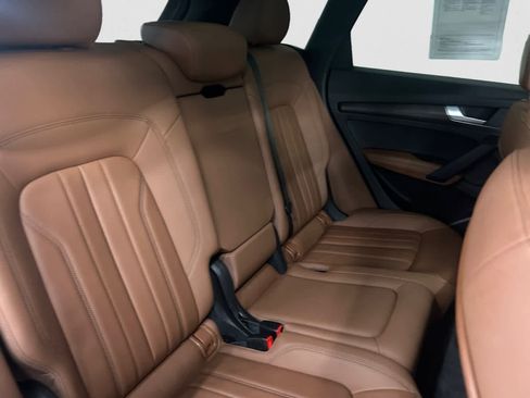 Used 2022 Audi Q5 2.0T Premium Plus w/ Premium Plus Package image 15