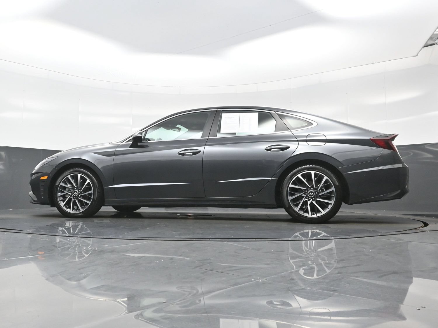 Used 2023 Hyundai Sonata Limited FWD image 31