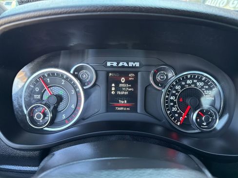 Used 2024 RAM 3500 Big Horn image 30