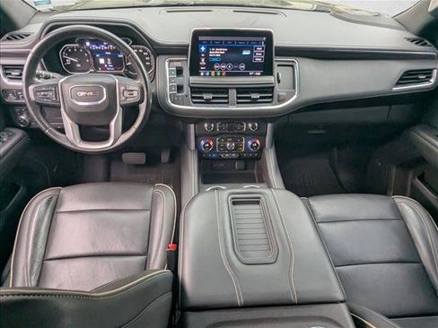 Used 2021 GMC Yukon SLT w/ SLT Premium Package AWD/4WD image 14