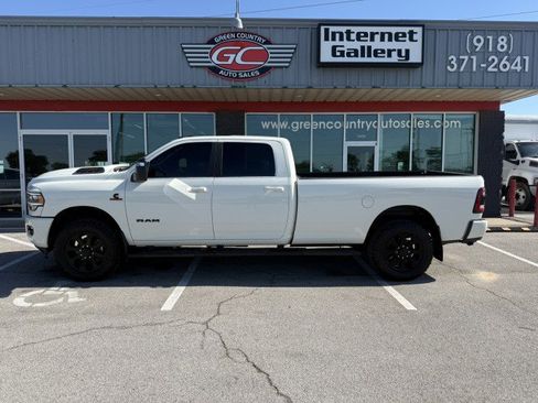 Used 2023 RAM 3500 Laramie w/ Night Edition AWD/4WD image 10