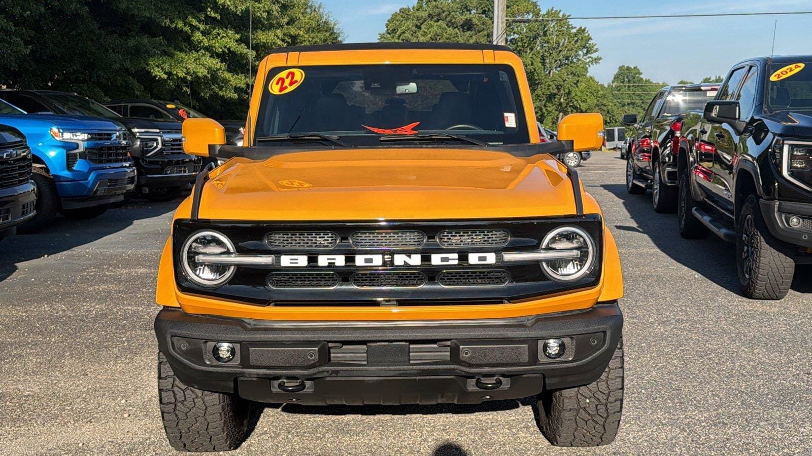 Used 2022 Ford Bronco Outer Banks AWD/4WD image 2