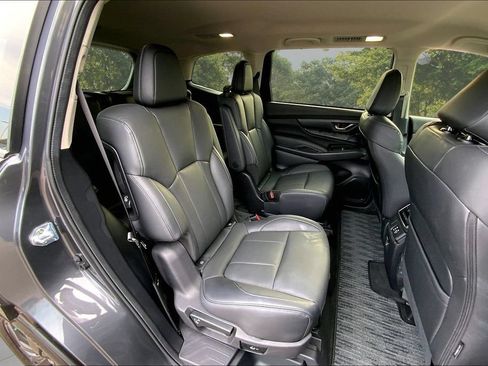 Used 2026 Subaru Ascent Premium AWD/4WD image 24