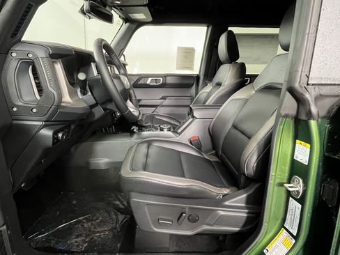 New 2025 Ford Bronco Outer Banks image 11