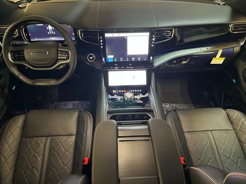 New 2026 Jeep Grand Wagoneer Summit AWD/4WD image 12