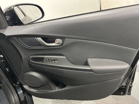 Used 2020 Hyundai Kona Ultimate AWD/4WD image 34