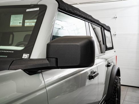 Used 2021 Ford Bronco Black Diamond image 17